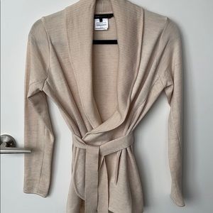 Soft blush/ neutral, bang sweater,100% merino wool